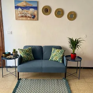 Sarahs Kite En Playa Del Burrero Apartment