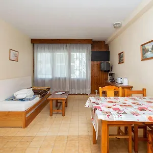 https://apartamentos-lake-placid-3000.andorra-la-vella-hotels.net